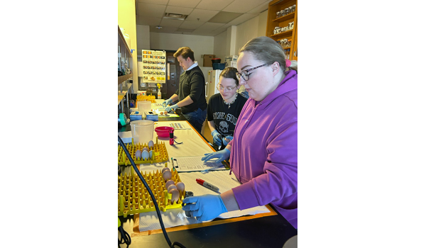 Expanding Iowa State students' poultry knowledge