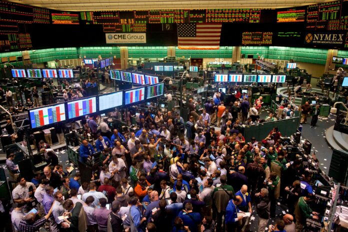August Lean Hog Futures Face Profit-Taking Pullback Despite Strong Cash Market Baseline