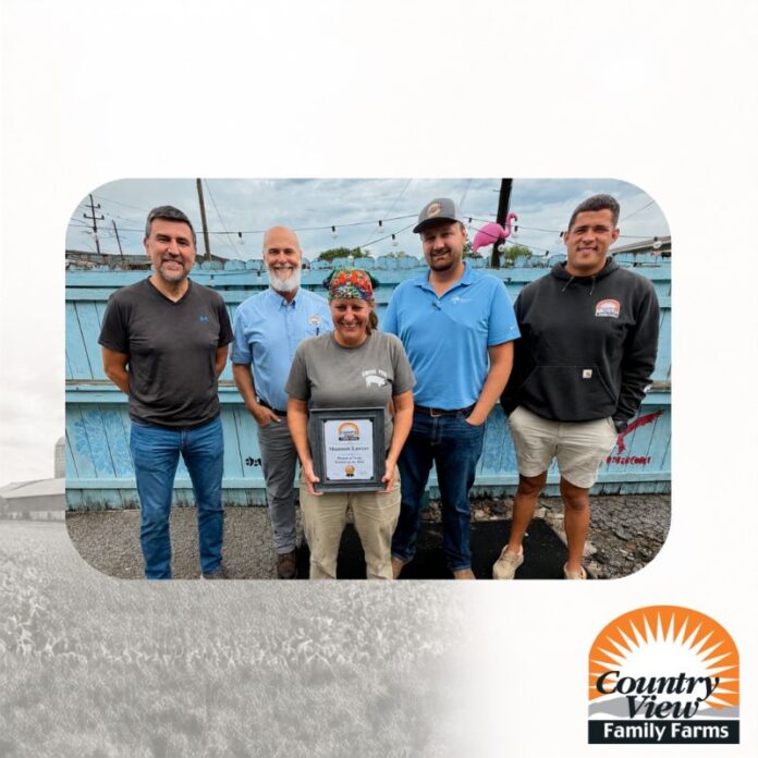 CVFF Honors Indiana Wean-to-Finish Grower of the Year